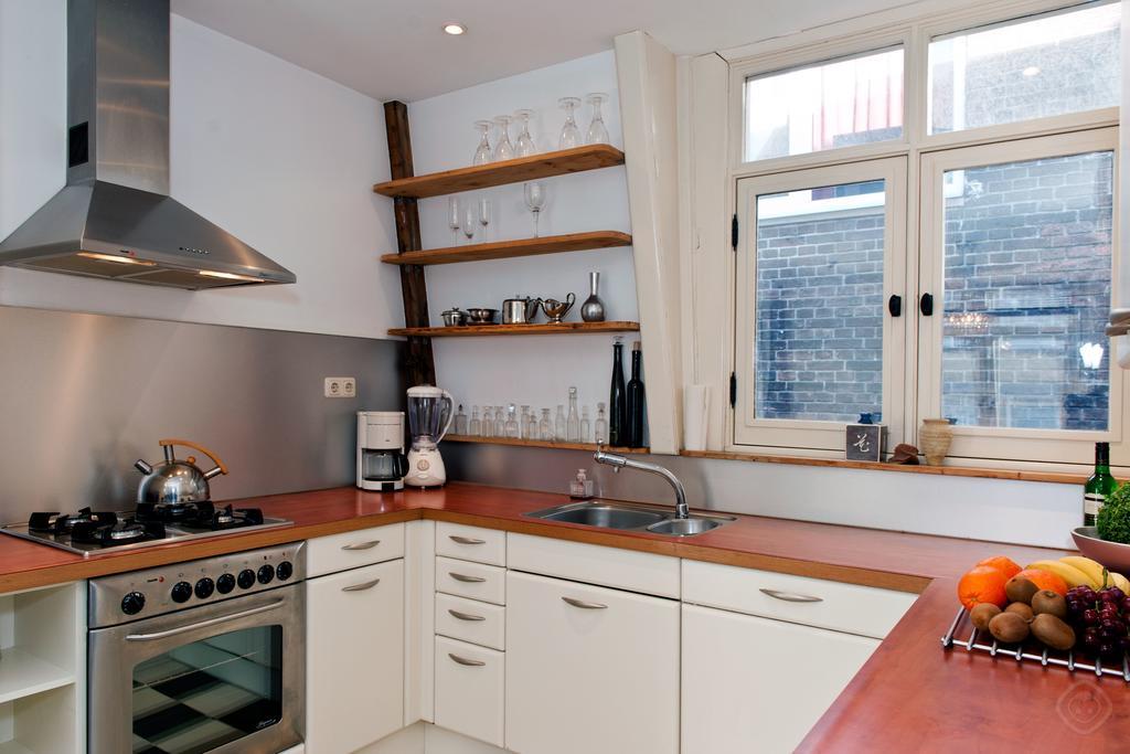 Canal Holiday Apartment Ámsterdam Habitación foto